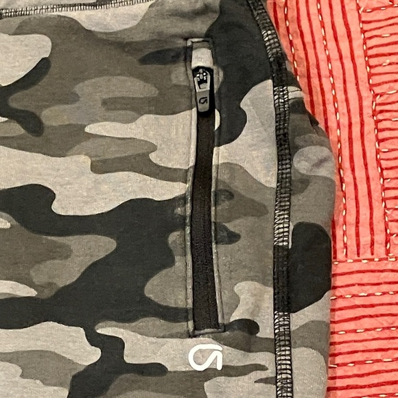 GAP teen boys XL 12-13 years Gray Camouflage Athletic Shorts thick cotton blend - Picture 11 of 14